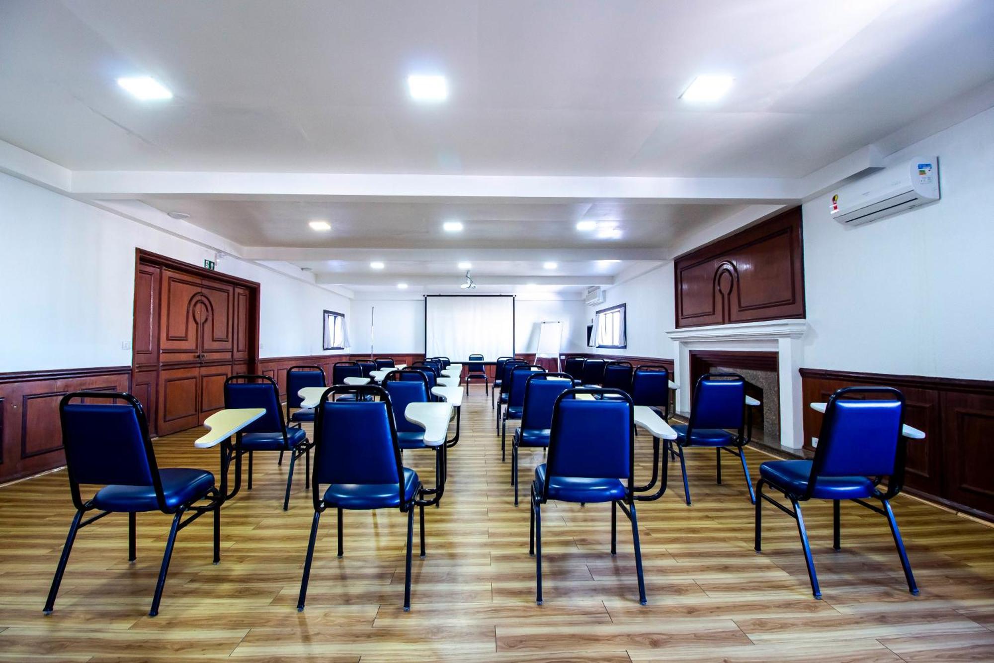 Hotel Dan Centro By Nacional Curitiba
